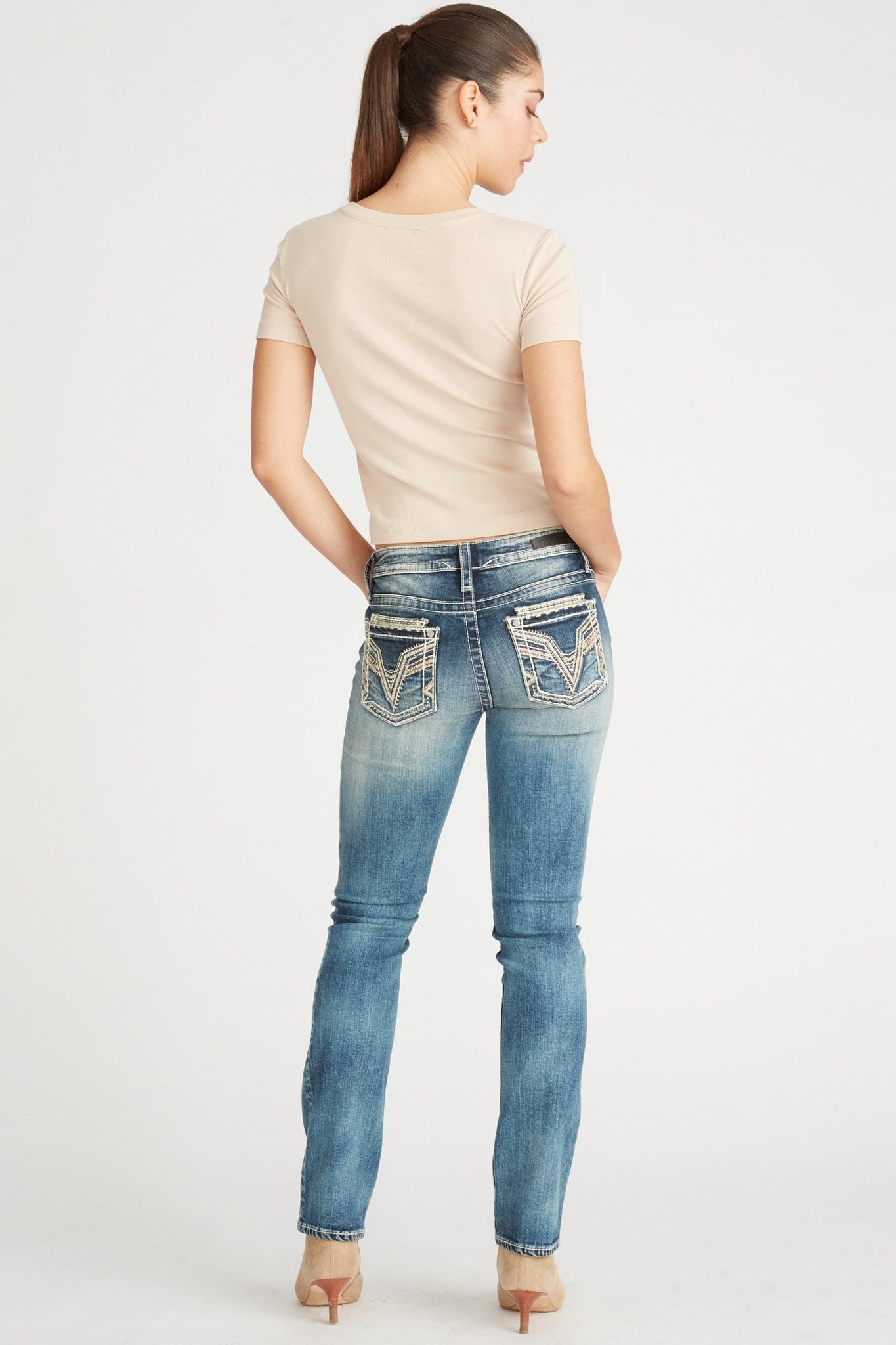 Load image into Gallery viewer, HEAVY STITCH STRAIGHT LEG WITH ROSE GOLD V POCKET EMBROIDERY - MEDIUM WASH