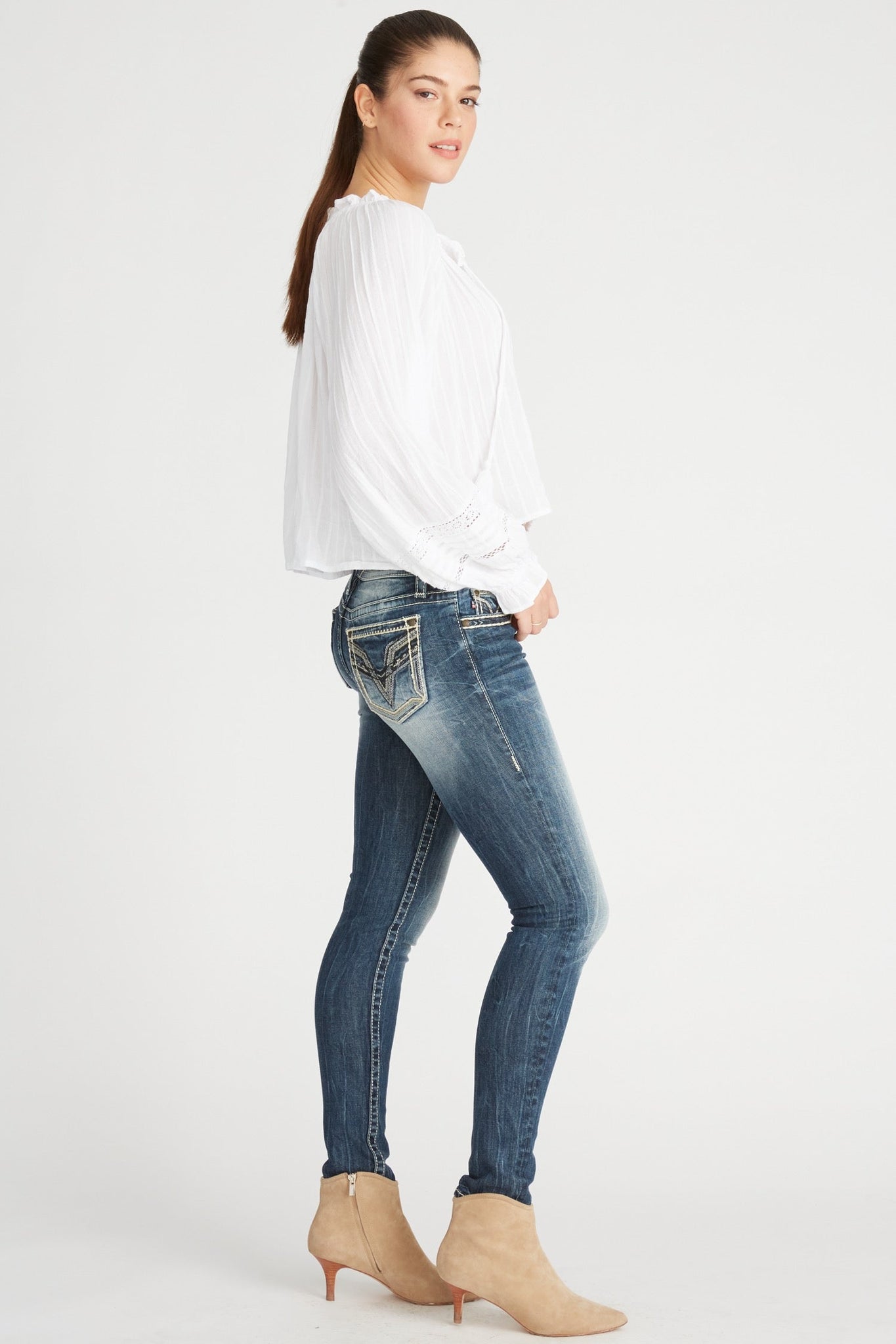 Load image into Gallery viewer, STELLA V STITCH BOOT CUT - DARK WASH