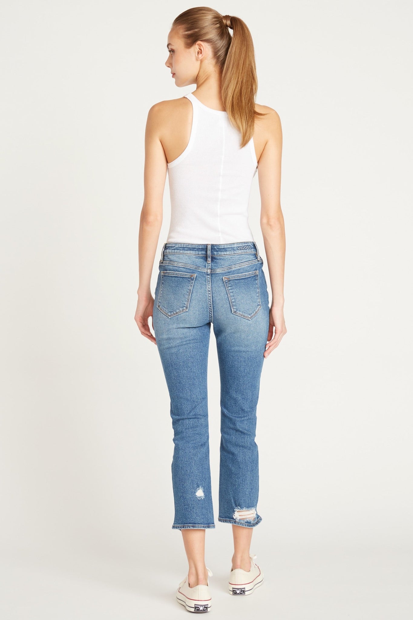 Load image into Gallery viewer, STEVIE CROP STRAIGHT LEG - MEDIUM WASH