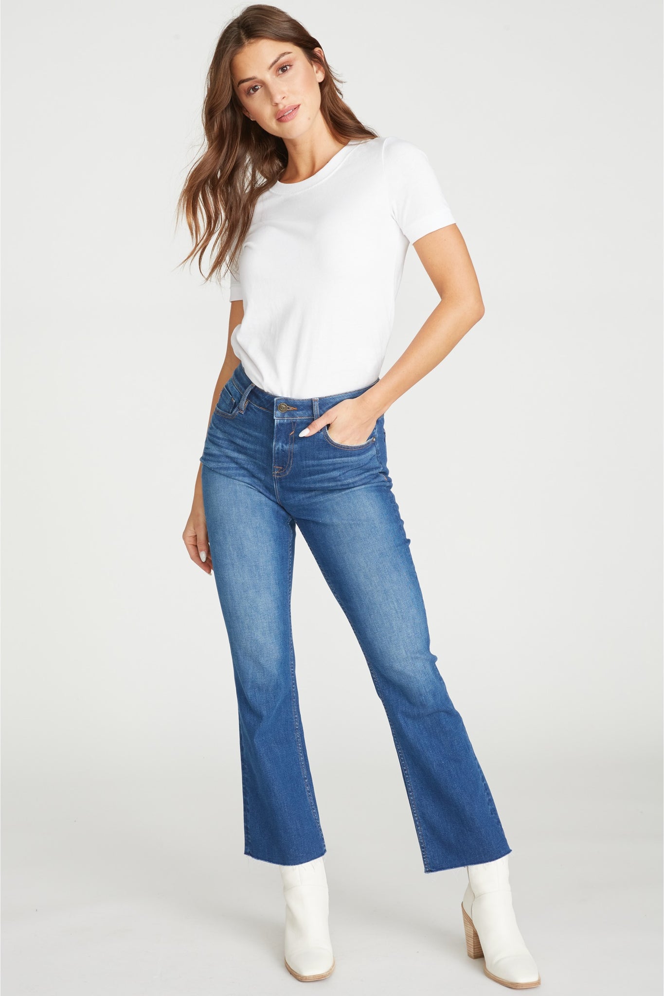 Load image into Gallery viewer, Marley Mid Rise Crop Bootcut -  Med Wash
