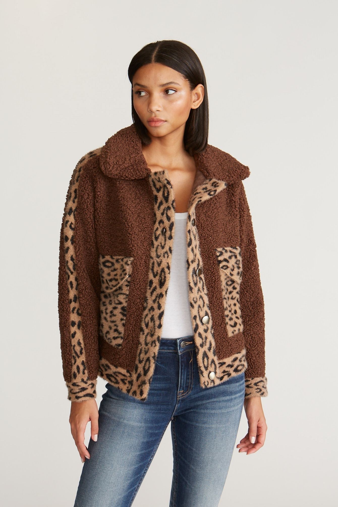 Load image into Gallery viewer, Sherpa Jacket - Brown Leopard
