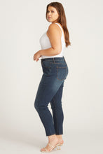 Load image into Gallery viewer, Jagger Skinny [PLUS SIZE] Dark Wash
