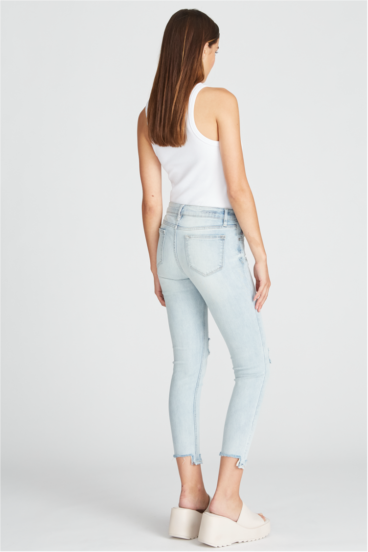 Load image into Gallery viewer, MARLEY MID RISE SKINNY - LIGHT WASH
