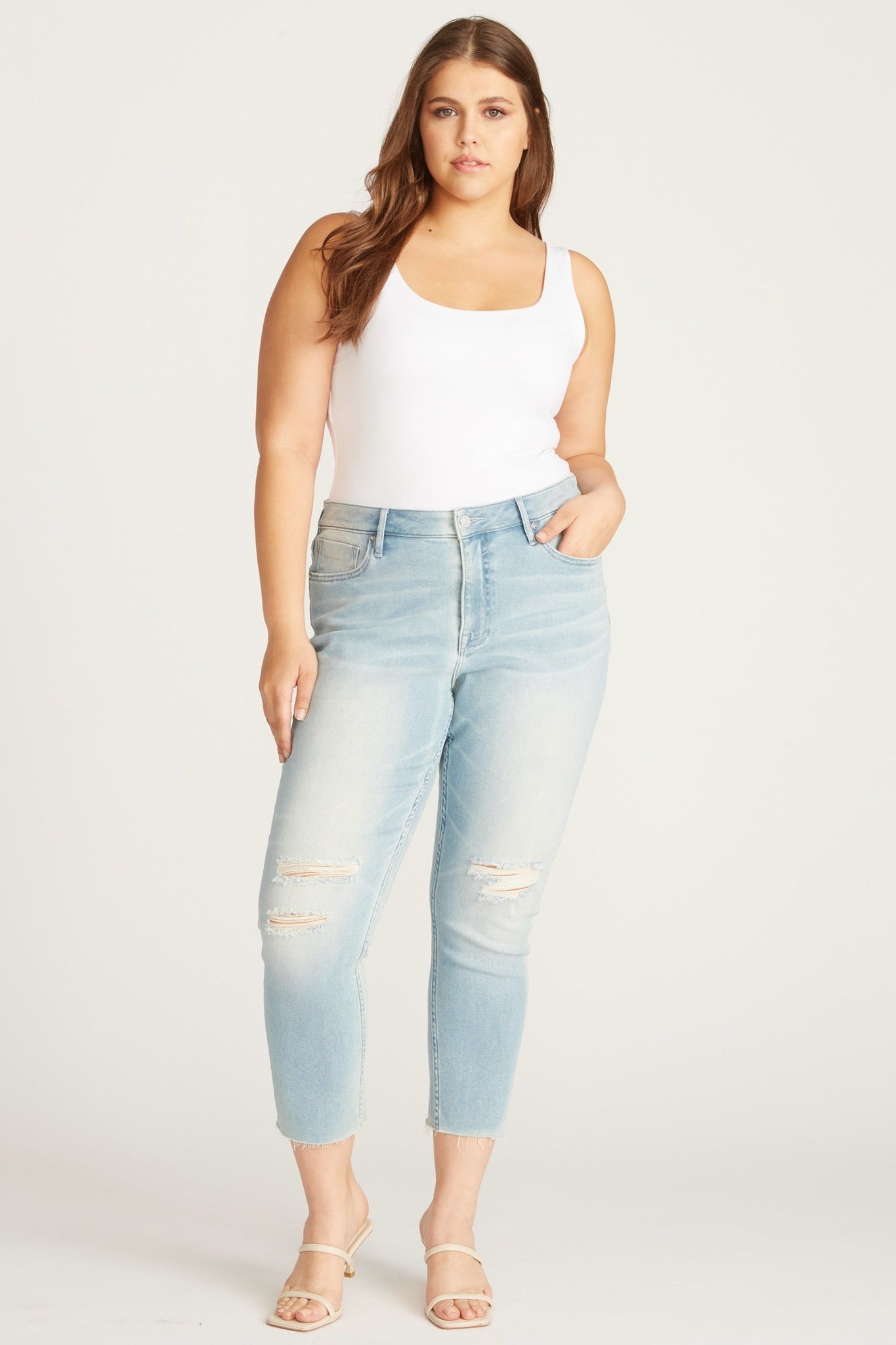 Load image into Gallery viewer, Marley Mid Rise SKINNY [Plus Size] - Light Wash
