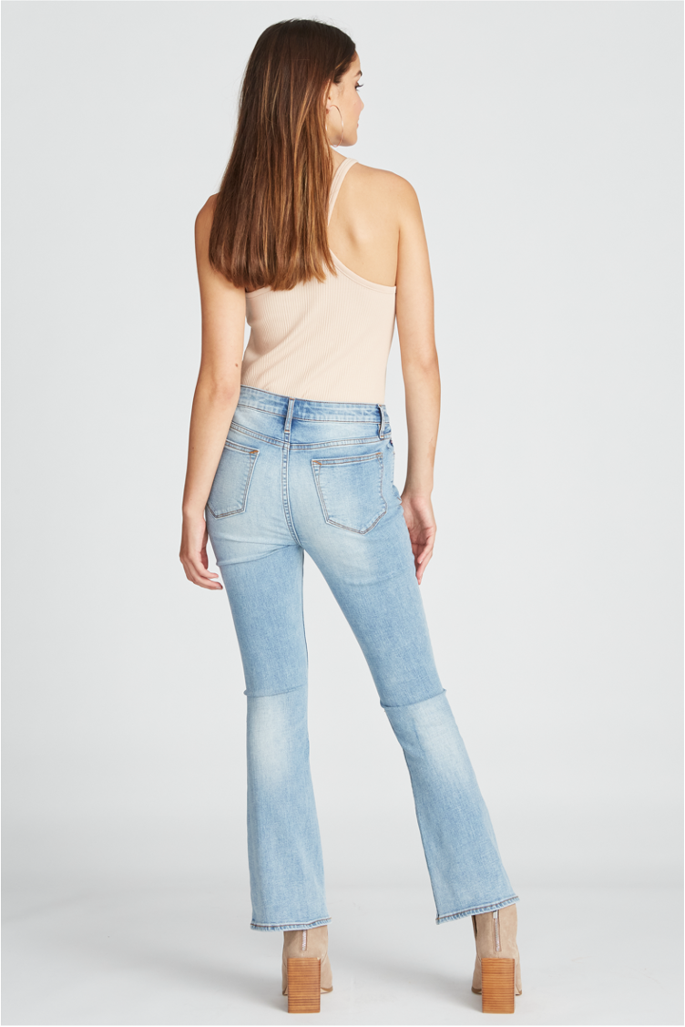 Load image into Gallery viewer, MARLEY MID RISE BOOTCUT - MEDIUM WASH

