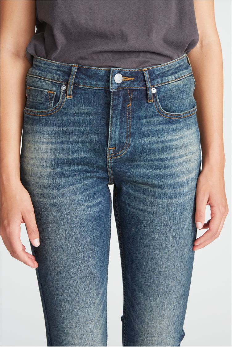 Load image into Gallery viewer, MARLEY MID RISE SKINNY - DARK WASH
