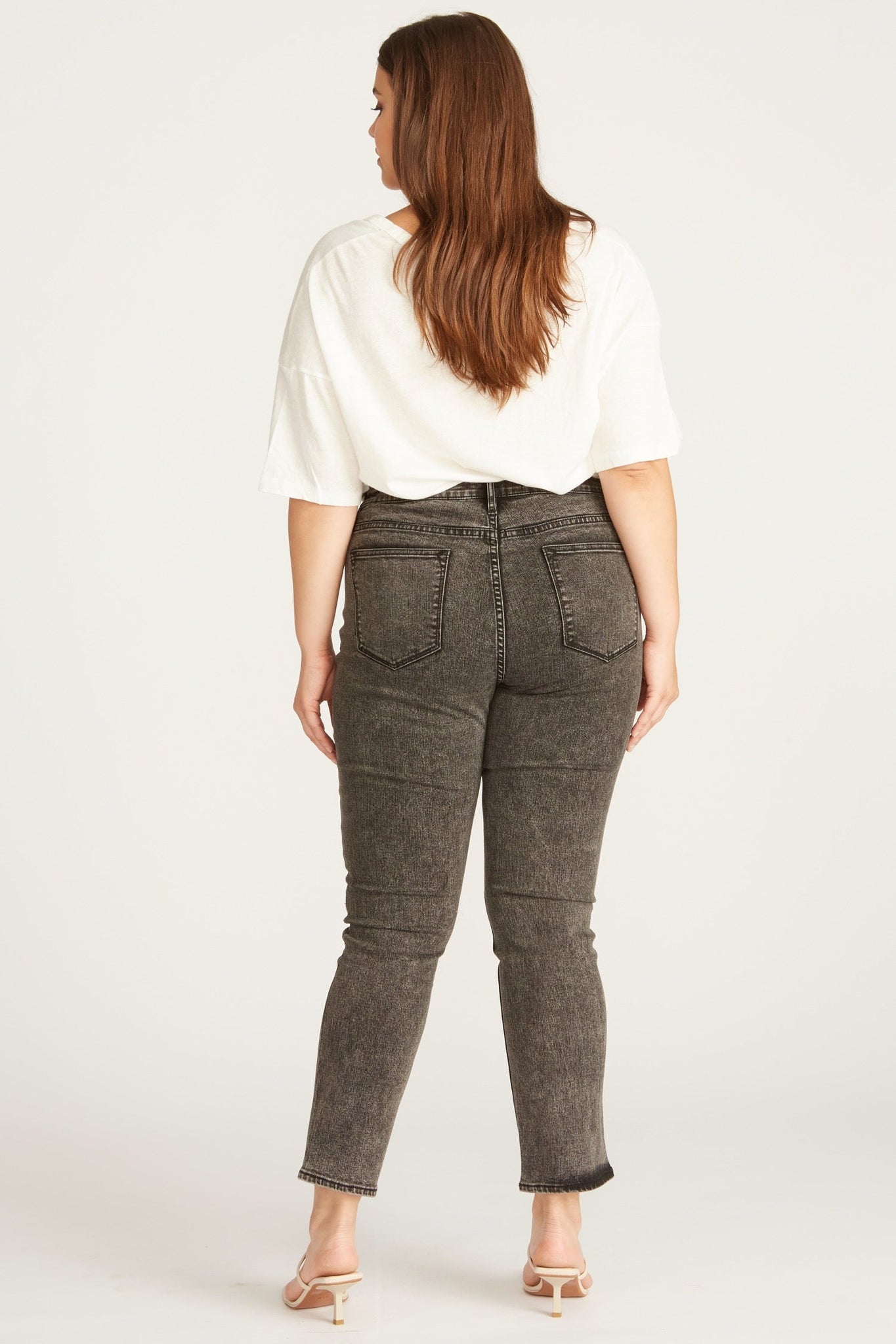 Load image into Gallery viewer, ACE STRAIGHT JEAN [ Plus Size] Washed Black
