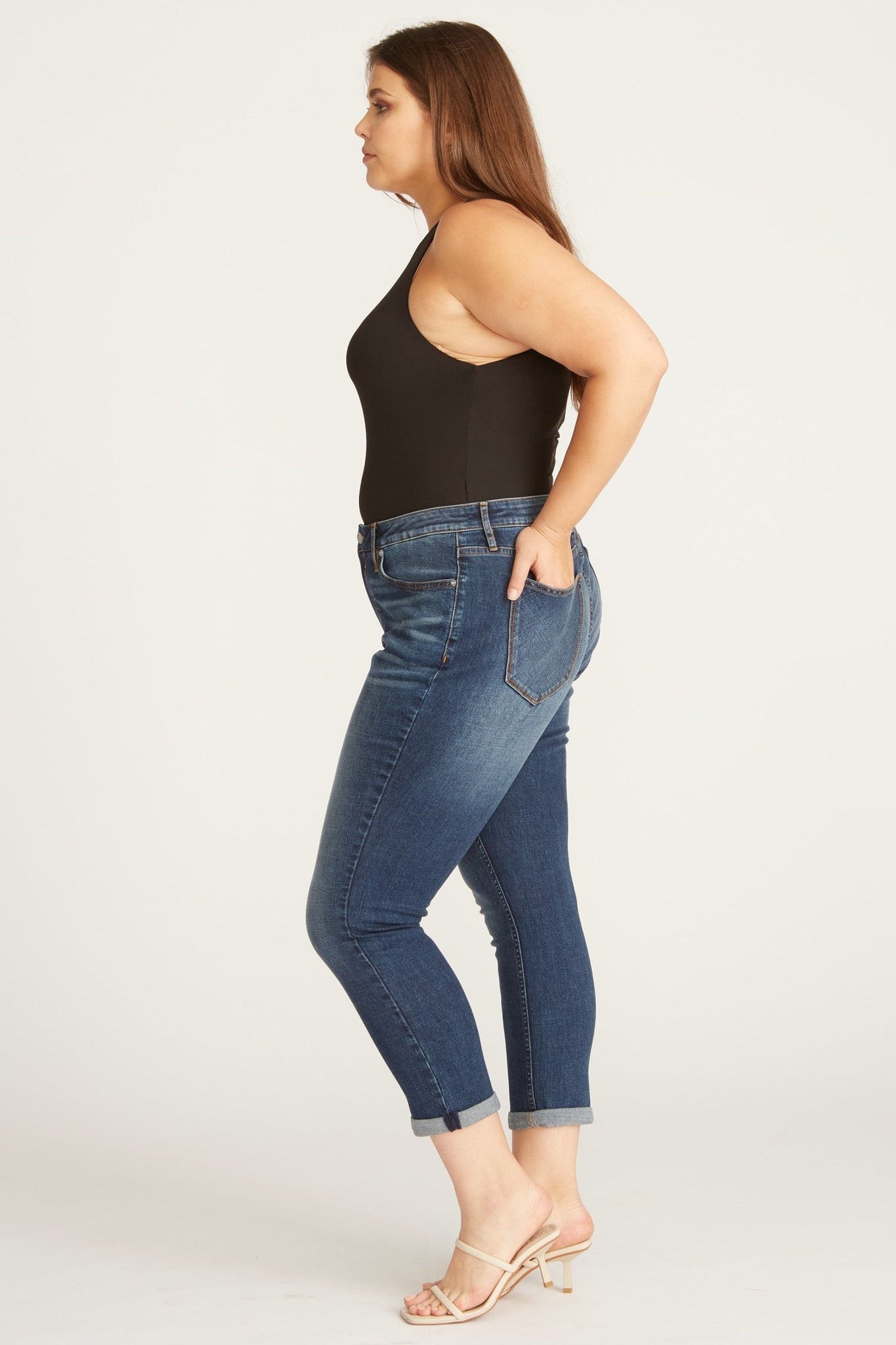 Load image into Gallery viewer, Thompson Tomboy Jean [Plus Size] - Dark Wash
