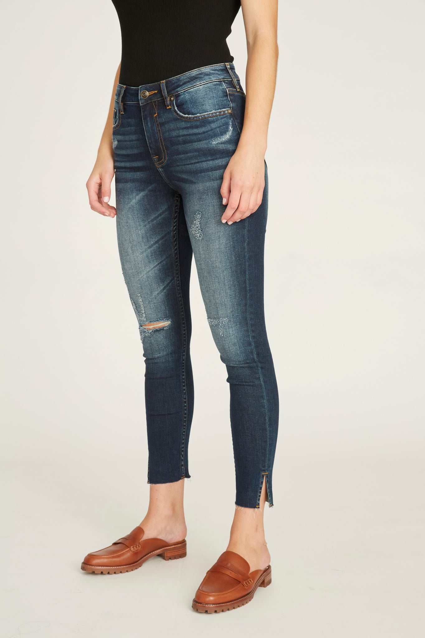 Load image into Gallery viewer, Ace Slit Hem Skinny - Dark Wash
