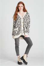 Load image into Gallery viewer, CHEETAH PRINT BUTTON CARDIGAN - CREAM
